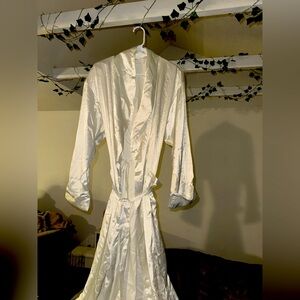 Vintage Victoria’s secret bathrobe